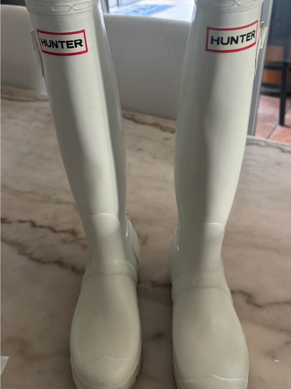 Hunter  white Tall Rain Boots with Red Logo like new  sticker still on bottom
